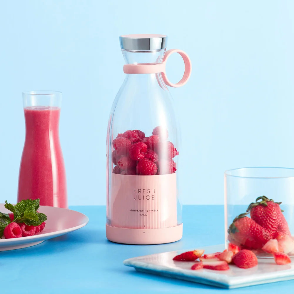Portable Electric Juicer Cup – USB Rechargeable Blender