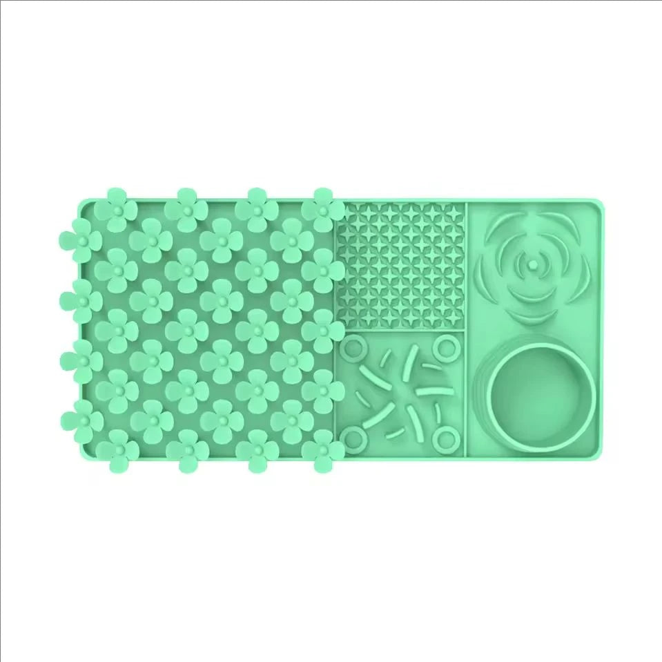 Calming Dog Lick Mat – Slow Feeder with Suction Cups